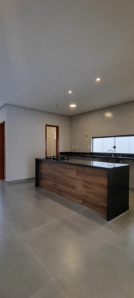 Imagem Casa com 3 Quartos à Venda, 190 m² em Ponta Negra - Manaus Imagem Casa com 3 Quartos à Venda, 190 m² em Ponta Negra - Manaus