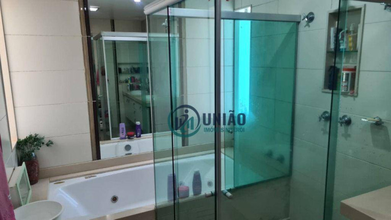 Imagem Casa com 3 Quartos à Venda, 242 m² em Camboinhas - Niterói