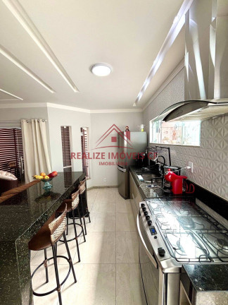 Imagem Casa com 2 Quartos à Venda, 75 m² em Caminho De Búzios - Cabo Frio