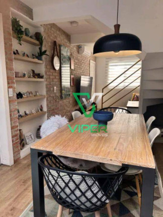 Imagem Sobrado com 3 Quartos à Venda, 92 m² em Uberaba - Curitiba