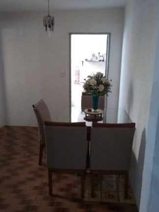 Imagem Casa com 4 Quartos à Venda, 217 m² em Presidente Dutra - Ribeirão Preto Imagem Casa com 4 Quartos à Venda, 217 m² em Presidente Dutra - Ribeirão Preto