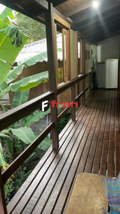 Imagem Casa com 6 Quartos à Venda, 200 m² em Córrego Grande - Florianópolis Imagem Casa com 6 Quartos à Venda, 200 m² em Córrego Grande - Florianópolis