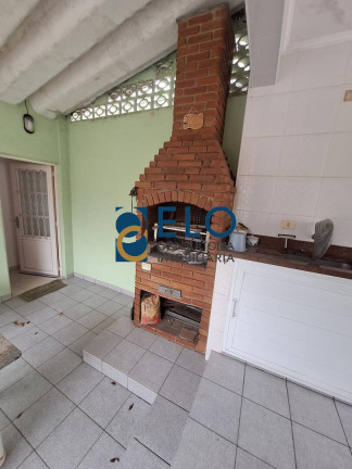 Imagem Casa com 3 Quartos à Venda, 268 m² em Campo Grande - Santos Imagem Casa com 3 Quartos à Venda, 268 m² em Campo Grande - Santos
