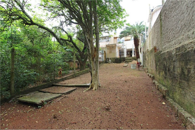 Imagem Casa com 3 Quartos à Venda, 198 m² em Medianeira - Porto Alegre