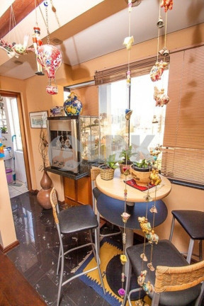 Imagem Apartamento com 3 Quartos à Venda, 108 m² em Moinhos De Vento - Porto Alegre Imagem Apartamento com 3 Quartos à Venda, 108 m² em Moinhos De Vento - Porto Alegre