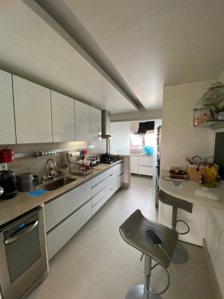Imagem Apartamento com 4 Quartos à Venda, 279 m² em Chácara Das Pedras - Porto Alegre