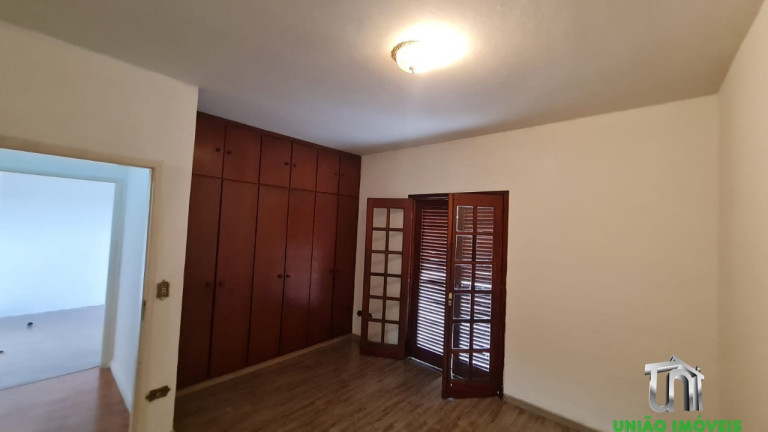 Imagem Casa com 3 Quartos à Venda, 100 m² em Jardim Europa - Braganca Paulista Imagem Casa com 3 Quartos à Venda, 100 m² em Jardim Europa - Braganca Paulista