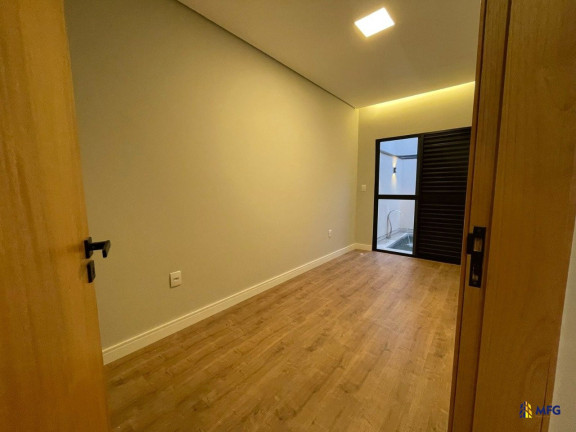 Imagem Casa de Condomínio com 3 Quartos à Venda, 150 m² em Horto Florestal Villagio - Sorocaba Imagem Casa de Condomínio com 3 Quartos à Venda, 150 m² em Horto Florestal Villagio - Sorocaba