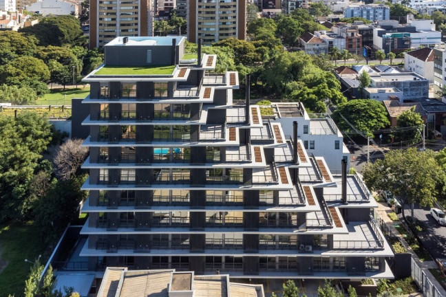 Imagem Imóvel com 1 Quarto à Venda, em Petrópolis - Porto Alegre Imagem Imóvel com 1 Quarto à Venda, em Petrópolis - Porto Alegre
