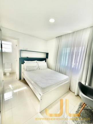 Imagem Imóvel com 3 Quartos à Venda, 1.113 m² em Velha - Blumenau Imagem Imóvel com 3 Quartos à Venda, 1.113 m² em Velha - Blumenau
