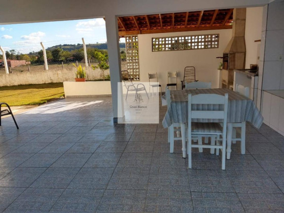 Imagem Chácara com 2 Quartos à Venda, 300 m² em área Rural De Porangaba - Porangaba