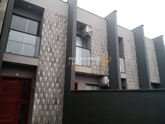 Casa com 2 Quartos à Venda, 65 m² em Santa Catarina - Joinville