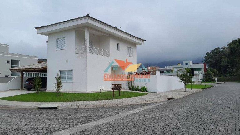 Imagem Casa com 4 Quartos à Venda, 221 m² em Massaguaçu - Caraguatatuba