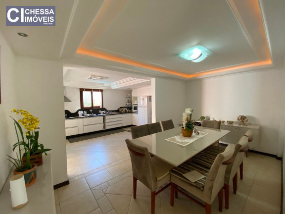 Imagem Sobrado com 4 Quartos à Venda, 300 m² em Dom Bosco - Itajaí Imagem Sobrado com 4 Quartos à Venda, 300 m² em Dom Bosco - Itajaí