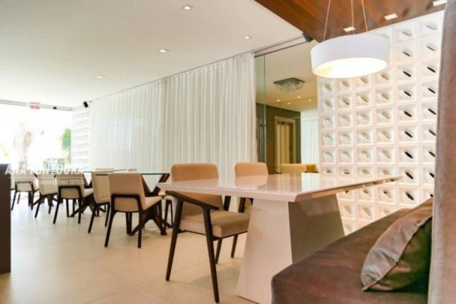 Imagem Apartamento com 3 Quartos à Venda, 110 m² em Centro - Balneário Camboriú