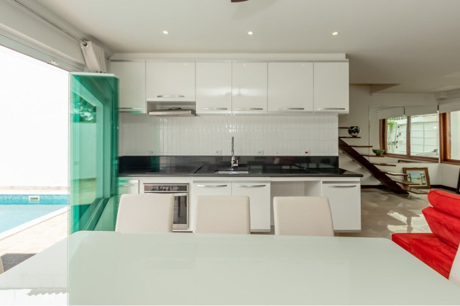 Imagem Casa com 3 Quartos à Venda, 247 m² em Guarapiranga - São Paulo Imagem Casa com 3 Quartos à Venda, 247 m² em Guarapiranga - São Paulo