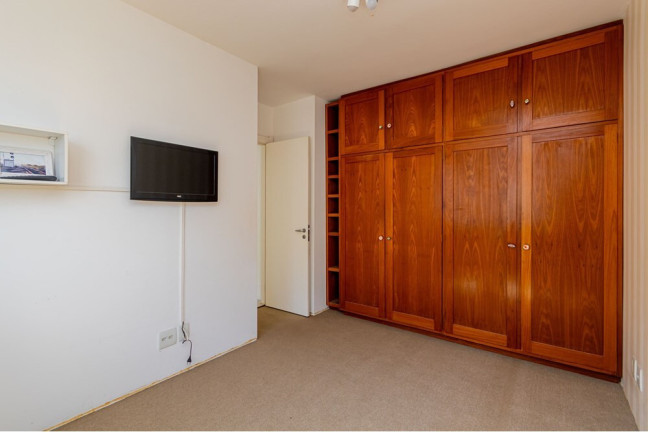 Imagem Imóvel com 2 Quartos à Venda, 63 m² em Passo Da Areia - Porto Alegre Imagem Imóvel com 2 Quartos à Venda, 63 m² em Passo Da Areia - Porto Alegre