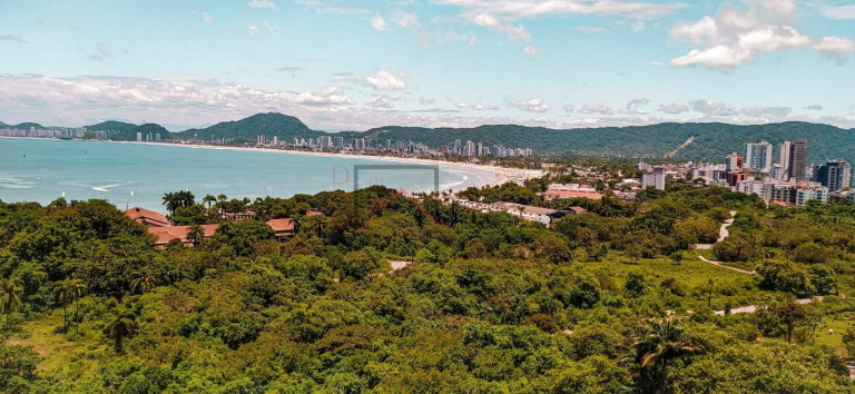 Apartamento com 3 Quartos à Venda, 158 m² em Mar E Céu - Guarujá