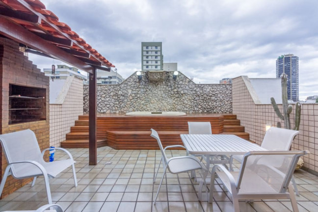 Imagem Cobertura com 3 Quartos à Venda, em Leblon - Rio De Janeiro Imagem Cobertura com 3 Quartos à Venda, em Leblon - Rio De Janeiro