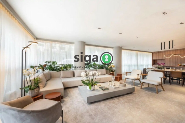 Apartamento com 4 Quartos à Venda, 194 m² em Moema - São Paulo