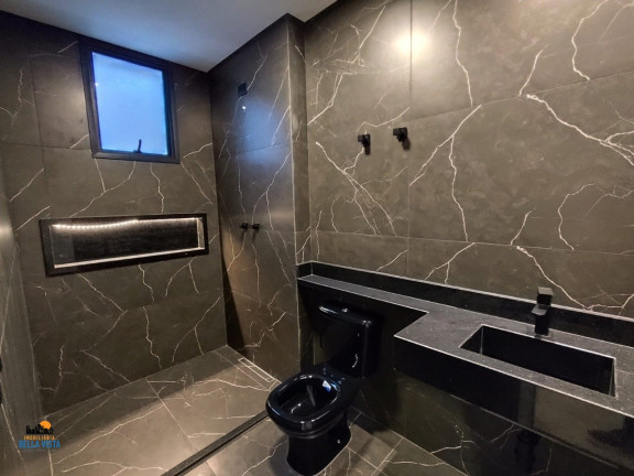 Imagem Casa com 3 Quartos à Venda, em Embaré - Santos Imagem Casa com 3 Quartos à Venda, em Embaré - Santos