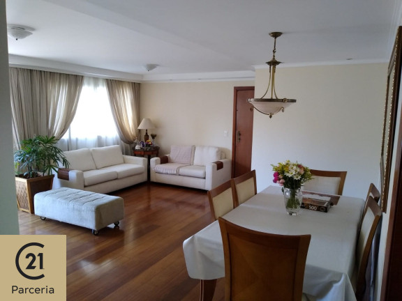 Apartamento com 3 Quartos à Venda, 127 m² em Moema - São Paulo