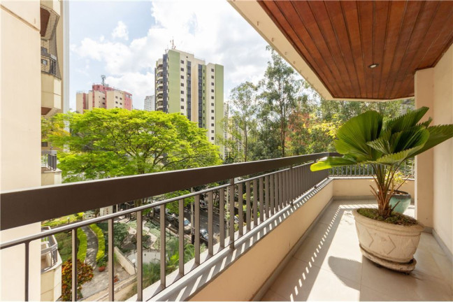 Imagem Imóvel com 4 Quartos à Venda,  em Panamby - São Paulo