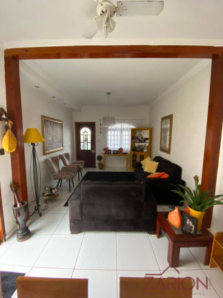 Imagem Casa com 2 Quartos à Venda, 100 m² em Centro - Pindamonhangaba Imagem Casa com 2 Quartos à Venda, 100 m² em Centro - Pindamonhangaba