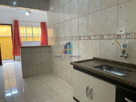 Imagem Casa com 1 Quarto à Venda, 30 m² em Maracanã - Praia Grande Imagem Casa com 1 Quarto à Venda, 30 m² em Maracanã - Praia Grande