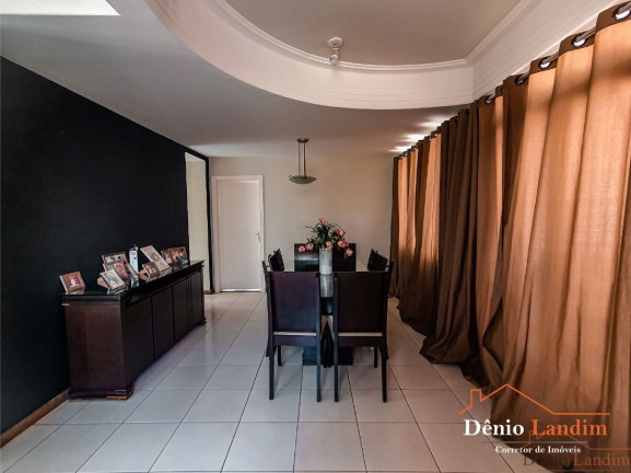 Imagem Casa com 3 Quartos à Venda, 200 m² em Morada Do Parque - Montes Claros
