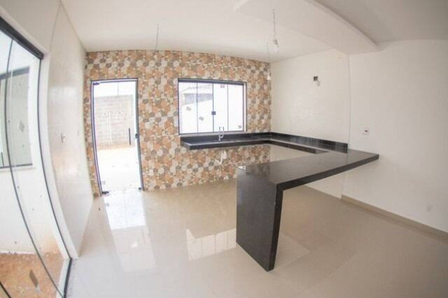 Imagem Sobrado com 3 Quartos à Venda, 178 m² em Piracangaguá (chácara Flórida) - Taubaté Imagem Sobrado com 3 Quartos à Venda, 178 m² em Piracangaguá (chácara Flórida) - Taubaté