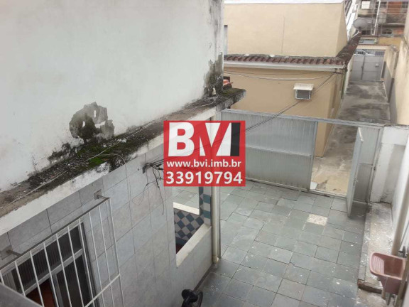 Imagem Casa com 2 Quartos à Venda, 234 m² em Rocha Miranda - Rio De Janeiro