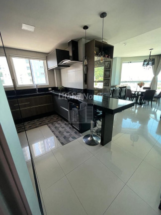 Imagem Apartamento com 3 Quartos à Venda, 136 m² em Centro - Balneário Camboriú