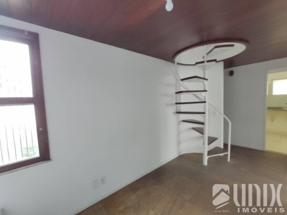 Imagem Casa com 7 Quartos à Venda ou Locação, em Parque Tamandaré - Campos Dos Goytacazes Imagem Casa com 7 Quartos à Venda ou Locação, em Parque Tamandaré - Campos Dos Goytacazes