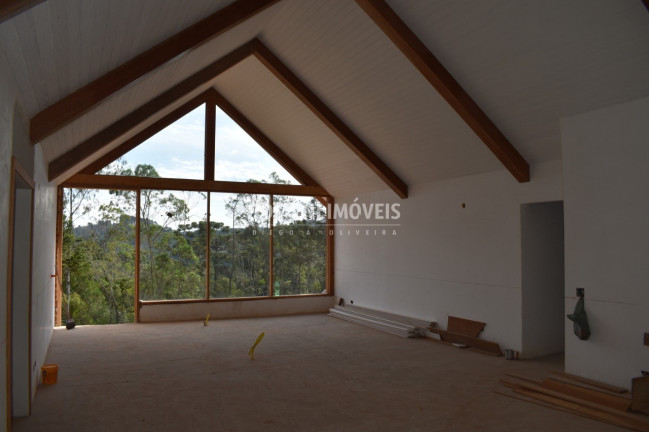 Imagem Casa com 3 Quartos à Venda, 197 m² em Região Do Atalaia - Campos Do Jordão Imagem Casa com 3 Quartos à Venda, 197 m² em Região Do Atalaia - Campos Do Jordão