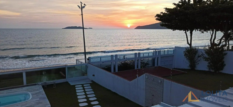 Imagem Casa com 4 Quartos à Venda, 254 m² em Ingleses - Florianopolis