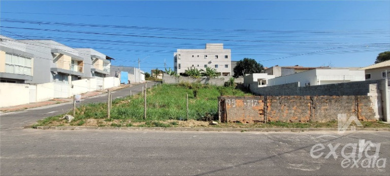 Imagem Terreno à Venda, 600 m² em Castelândia - Serra Imagem Terreno à Venda, 600 m² em Castelândia - Serra