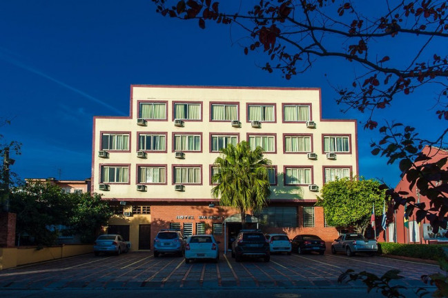Imagem Imóvel Comercial à Venda, 1.200 m² em Navegantes - Porto Alegre