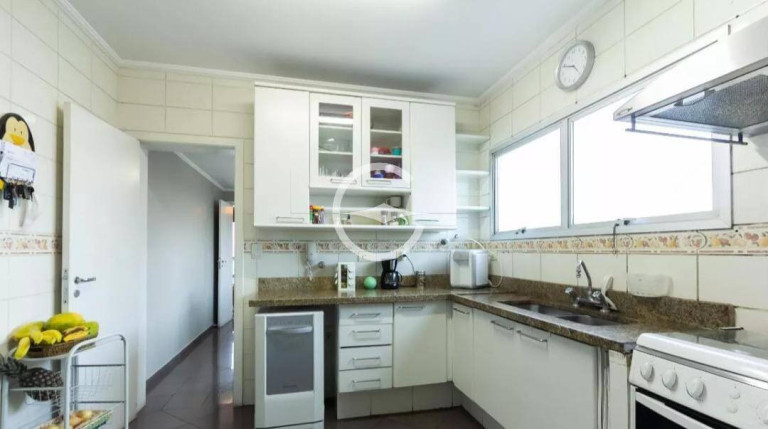 Imagem Apartamento com 4 Quartos à Venda, 240 m² em Moema - São Paulo