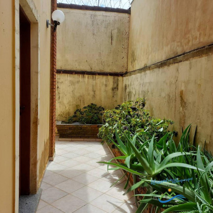 Imagem Casa com 7 Quartos à Venda, em Grandesp - Itanhaém Imagem Casa com 7 Quartos à Venda, em Grandesp - Itanhaém