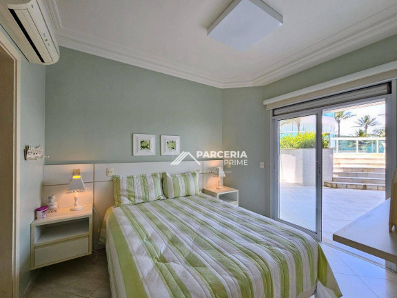 Imagem Imóvel com 5 Quartos à Venda, 658 m² em Riviera Módulo 7 - Bertioga Imagem Imóvel com 5 Quartos à Venda, 658 m² em Riviera Módulo 7 - Bertioga