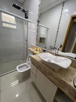 Imagem Casa com 3 Quartos à Venda, 180 m² em Maracanã - Praia Grande