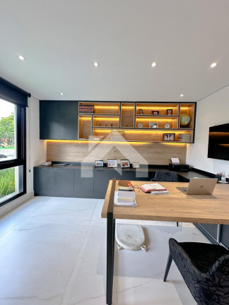 Imagem Casa de Condomínio com 5 Quartos à Venda, 548 m² em Alphaville - Barueri Imagem Casa de Condomínio com 5 Quartos à Venda, 548 m² em Alphaville - Barueri