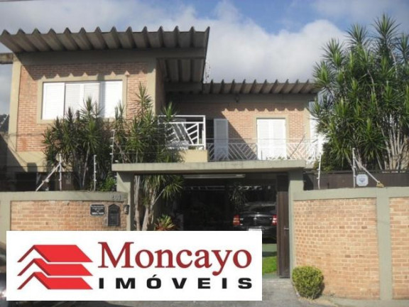 Imagem Sobrado com 6 Quartos à Venda, 420 m² em Centro - Caraguatatuba Imagem Sobrado com 6 Quartos à Venda, 420 m² em Centro - Caraguatatuba