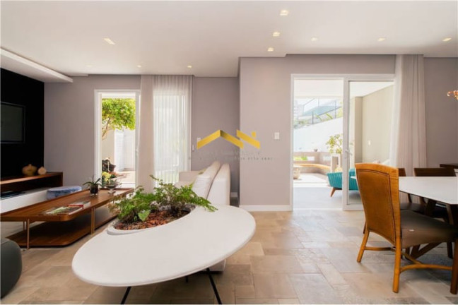 Imagem Casa com 4 Quartos à Venda, 660 m² em Tatuapé - São Paulo Imagem Casa com 4 Quartos à Venda, 660 m² em Tatuapé - São Paulo