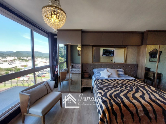 Imagem Imóvel com 2 Quartos à Venda, 67 m² em Centro - Feliz Imagem Imóvel com 2 Quartos à Venda, 67 m² em Centro - Feliz