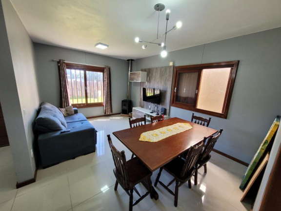 Imagem Casa com 3 Quartos à Venda, em Centro - Tramandaí Imagem Casa com 3 Quartos à Venda, em Centro - Tramandaí