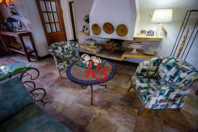 Imagem Casa com 5 Quartos à Venda, 700 m² em Acapulco - Guarujá Imagem Casa com 5 Quartos à Venda, 700 m² em Acapulco - Guarujá