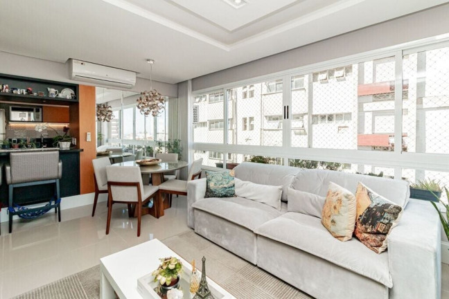 Imagem Apartamento com 3 Quartos à Venda, 91 m² em Petrópolis - Porto Alegre Imagem Apartamento com 3 Quartos à Venda, 91 m² em Petrópolis - Porto Alegre