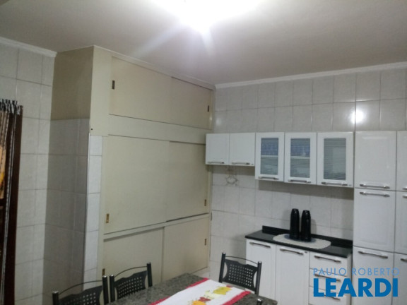 Imagem Sobrado com 3 Quartos à Venda, 168 m² em Jardim Cristiane - Santo André Imagem Sobrado com 3 Quartos à Venda, 168 m² em Jardim Cristiane - Santo André